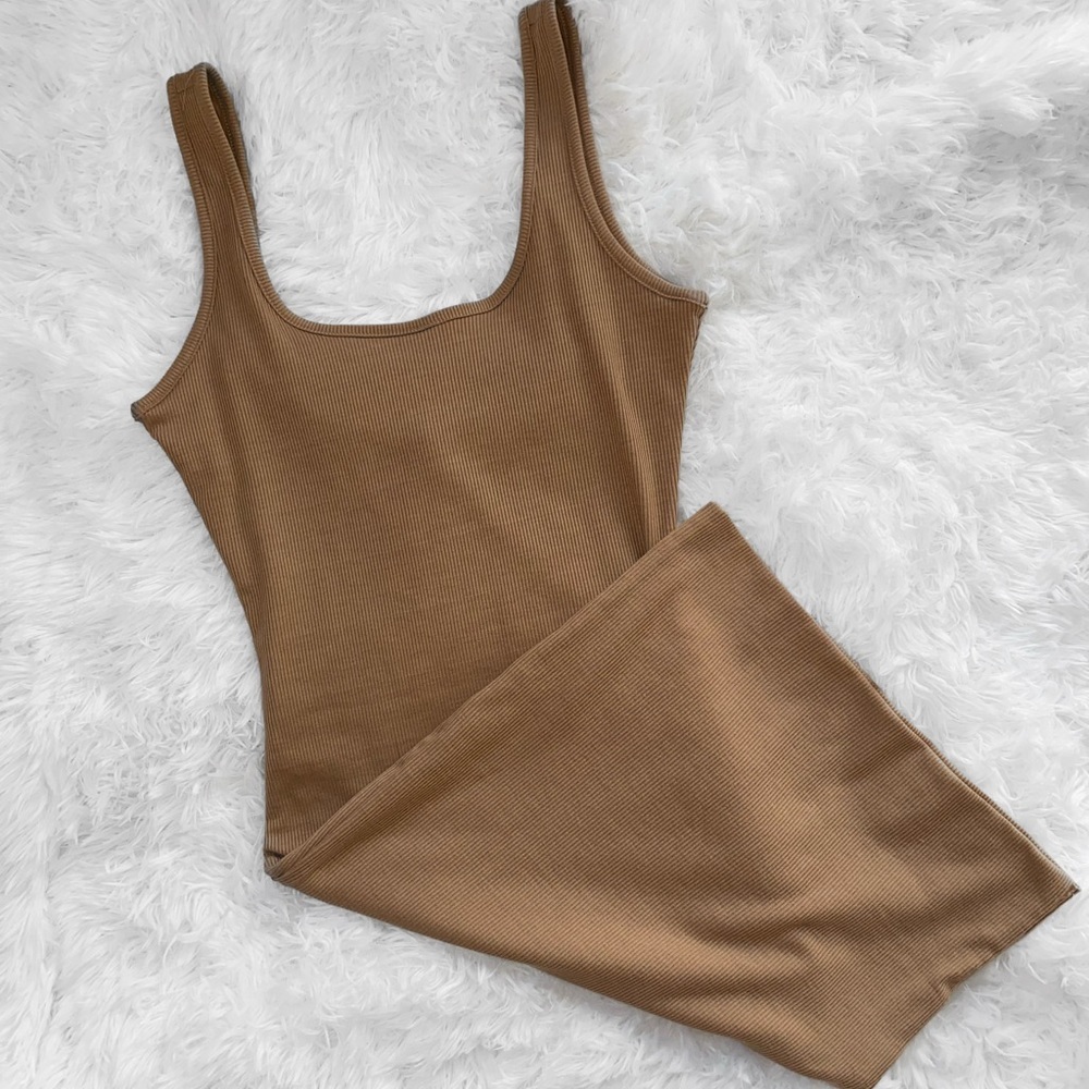 Tan ribbed dress